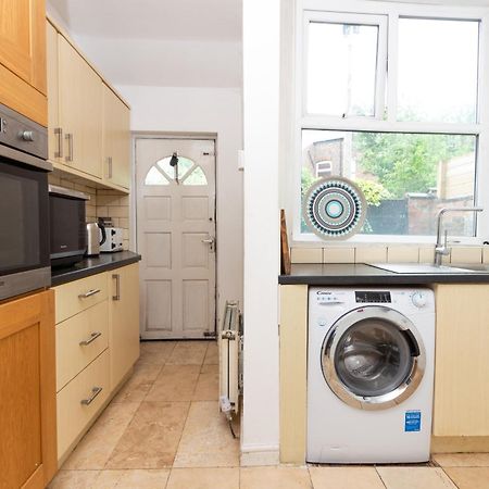 Homely Ensuite Room Near City Centre 맨체스터 외부 사진