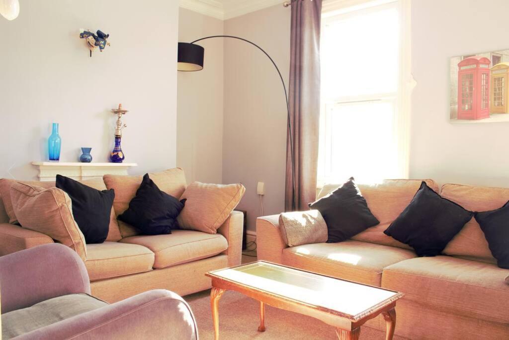 Homely Ensuite Room Near City Centre 맨체스터 외부 사진