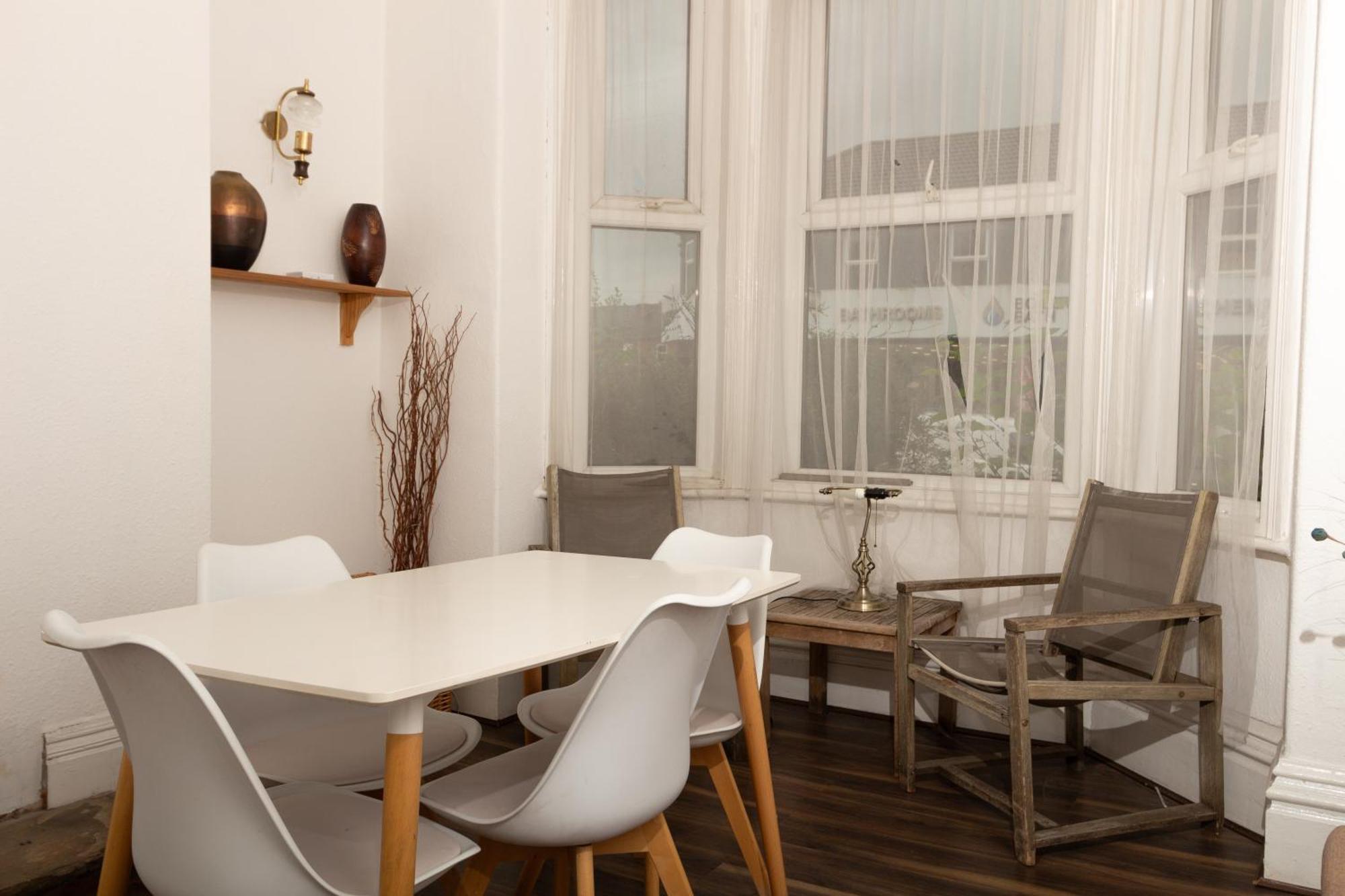 Homely Ensuite Room Near City Centre 맨체스터 외부 사진